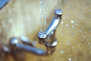 保育士学校で子供と触れあう保育士になりましょう