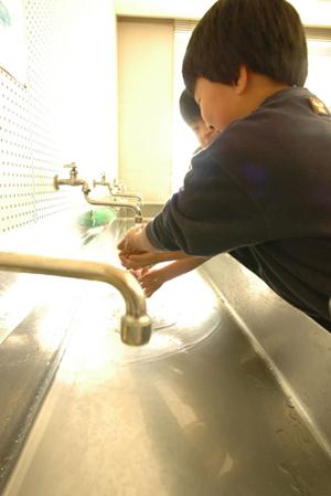 エンターテインメント界で活躍するなら芸能専門学校